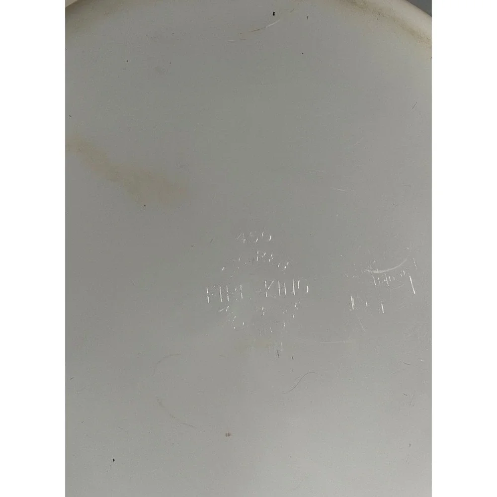 Fire King Amber Swirl Round Glass Casserole Baking Dish Vintage Kitchenware 8in‎